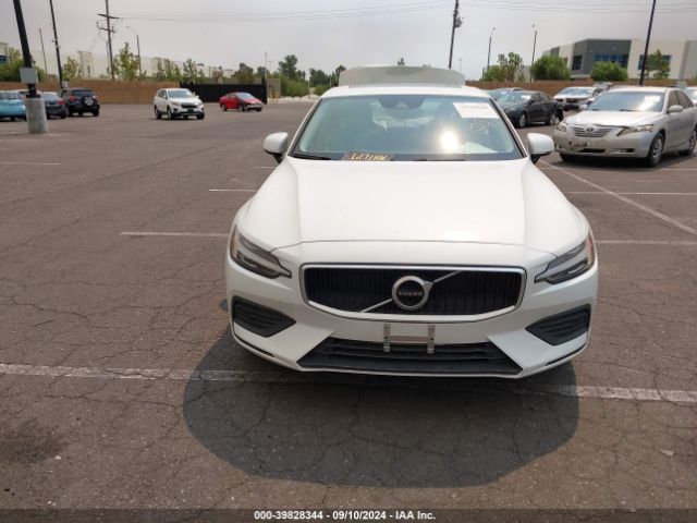 7JR102FK3LG065835 Volvo S60 T5 Momentum