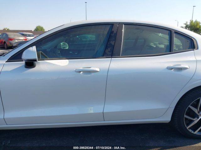 7JR102FK3LG065835 Volvo S60 T5 Momentum