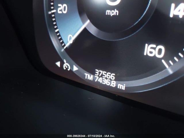 7JR102FK3LG065835 Volvo S60 T5 Momentum