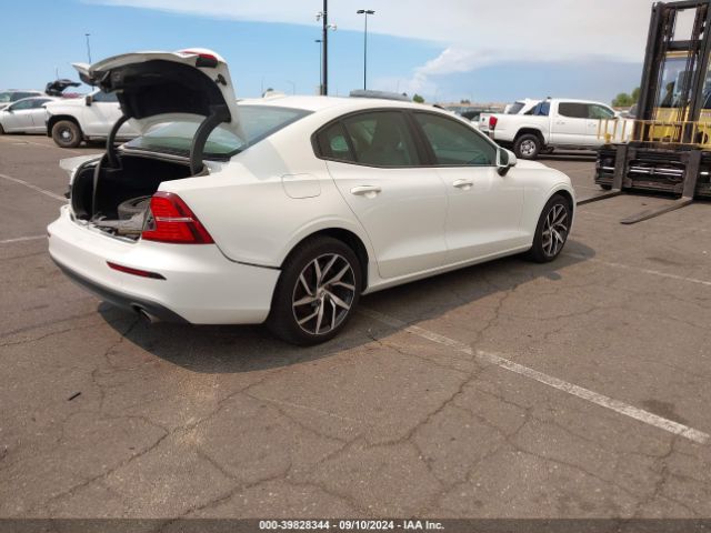 7JR102FK3LG065835 Volvo S60 T5 Momentum