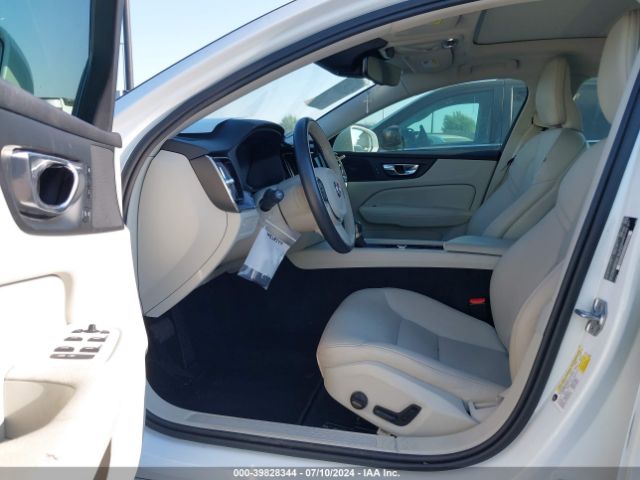7JR102FK3LG065835 Volvo S60 T5 Momentum