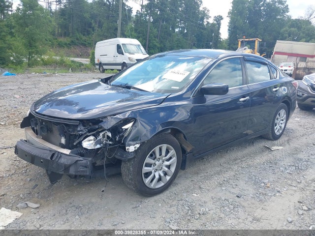Nissan Altima 2.5 S 2015 1N4AL3AP6FC477019 Image 2