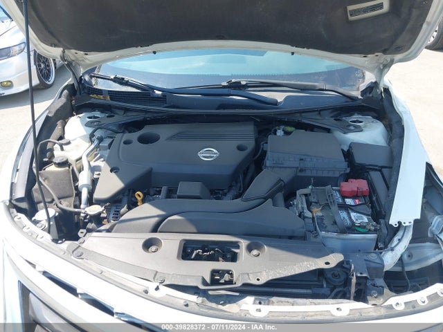 Nissan Altima 2.5 S 2015 1N4AL3AP1FN300818 Image 10