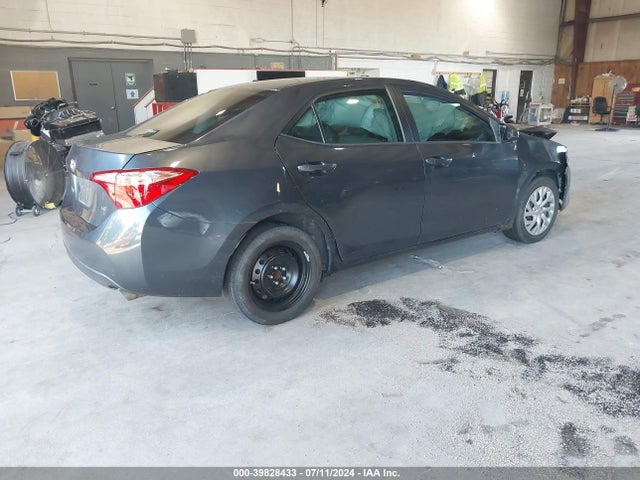 Toyota COROLLA LE 2017 2T1BURHE8HC855323 Image 4