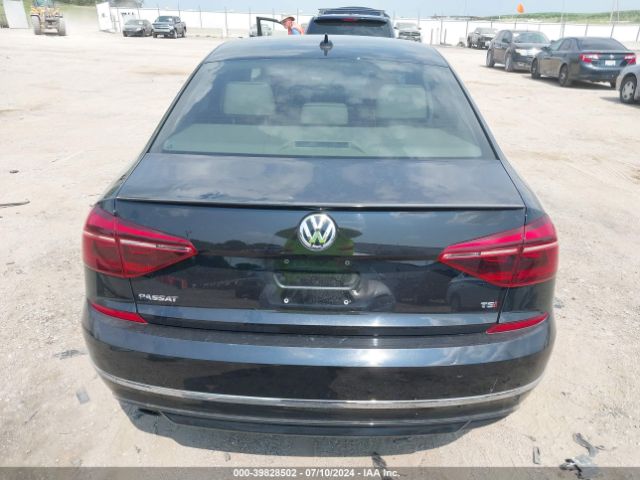 1VWAA7A31JC037400 Volkswagen Passat 2.0t R-line/2.0t S