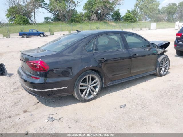 1VWAA7A31JC037400 Volkswagen Passat 2.0t R-line/2.0t S