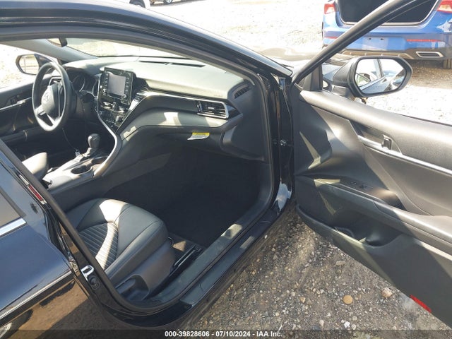 Toyota CAMRY SE 2022 4T1T11AK7NU630352 Image 5