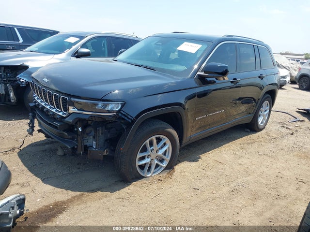 1C4RJHAG1P8910864 Jeep Grand Cherokee Laredo X 4x4