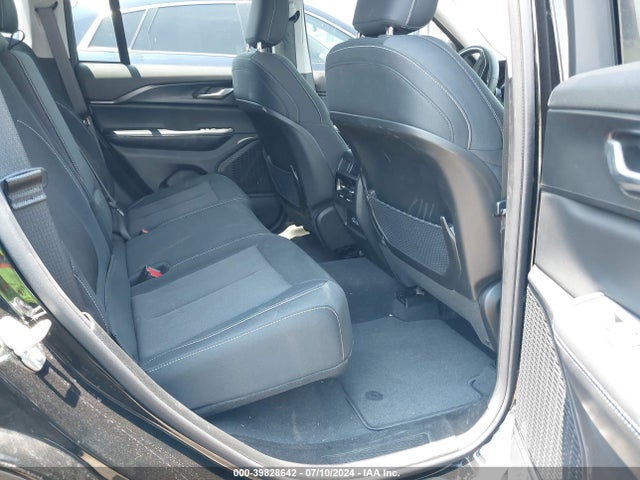 1C4RJHAG1P8910864 Jeep Grand Cherokee Laredo X 4x4