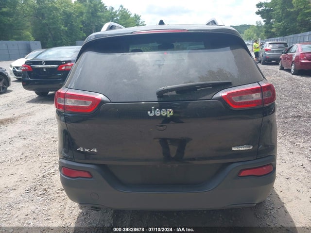 1C4PJMCB0HW644915 Jeep Cherokee Latitude 4x4