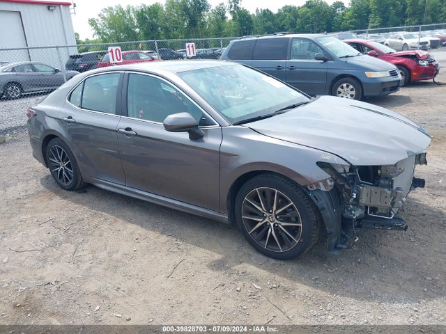 Toyota CAMRY SE 2021 4T1G11AK7MU408300 головне зображення