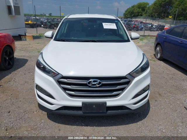 KM8J3CA47JU609316 Hyundai TUCSON SEL