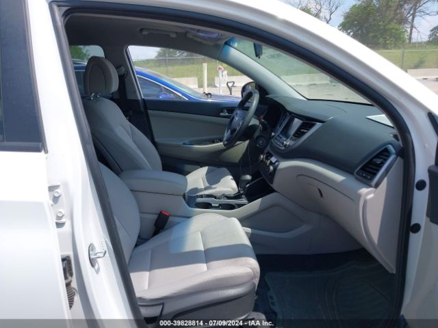 KM8J3CA47JU609316 Hyundai TUCSON SEL
