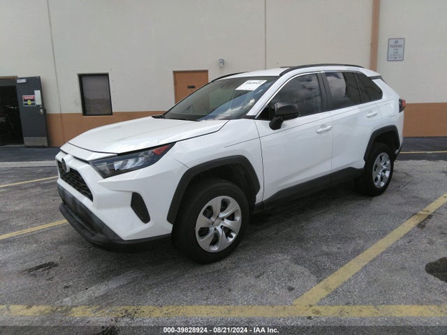 Toyota RAV4 LE 2020 2T3H1RFVXLC033659 Image 2