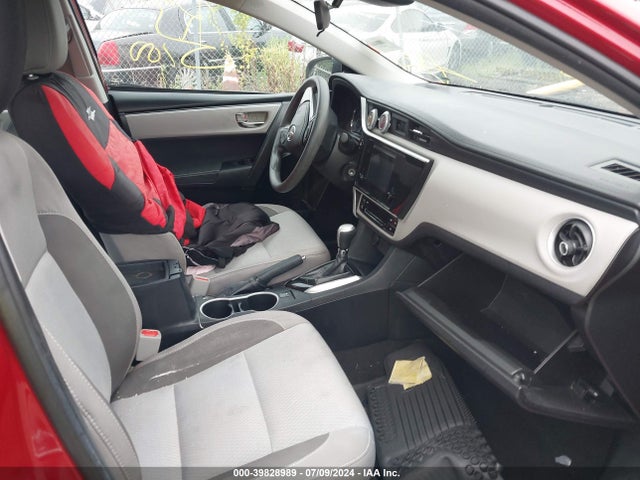 Toyota COROLLA LE 2018 2T1BURHE0JC990415 Image 5