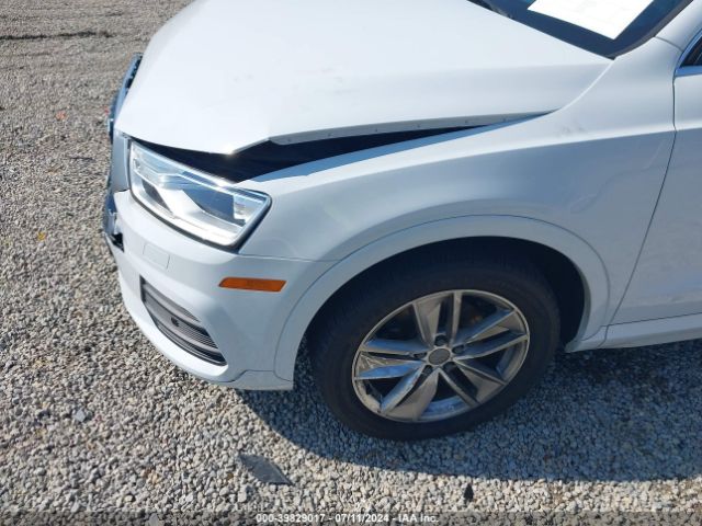 WA1EFCFS9GR010959 Audi Q3 2.0t Premium Plus