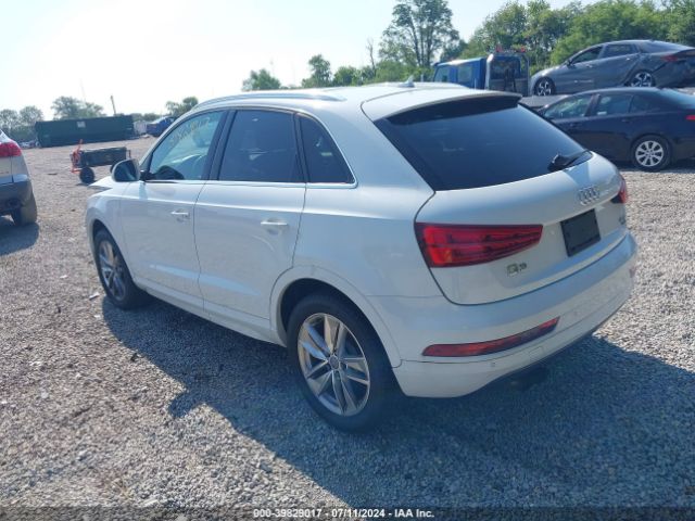 WA1EFCFS9GR010959 Audi Q3 2.0t Premium Plus