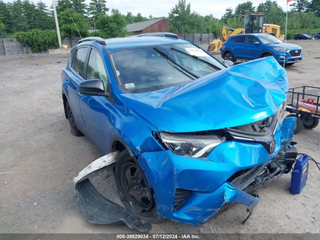 JTMBFREV8JJ731884 Toyota RAV4 LE