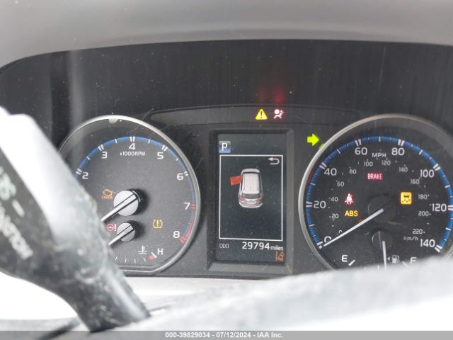 JTMBFREV8JJ731884 Toyota RAV4 LE