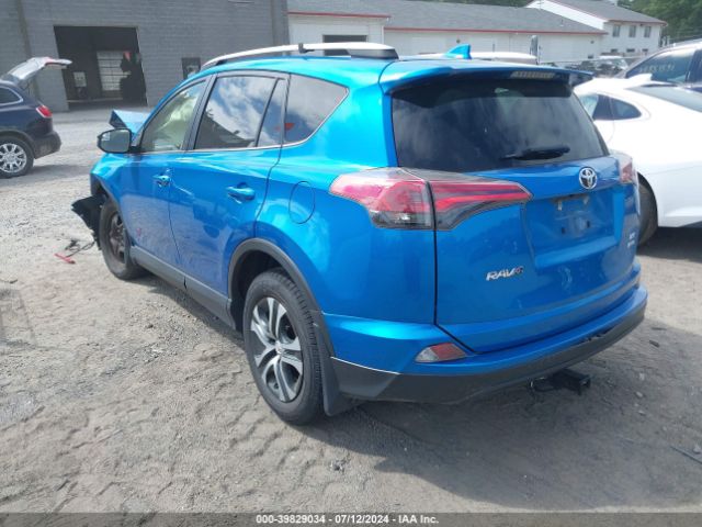 JTMBFREV8JJ731884 Toyota RAV4 LE