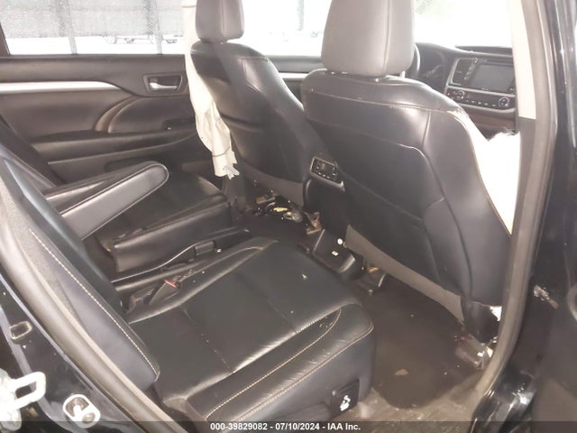 Toyota Highlander Xle V6 2015 5TDKKRFH5FS112108 Image 8