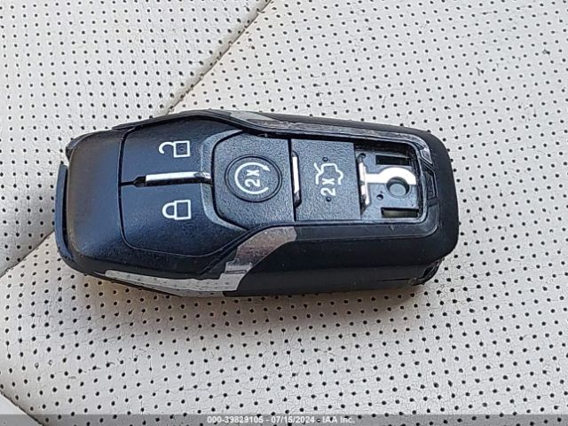 3LN6L2J90GR626745 Lincoln MKZ
