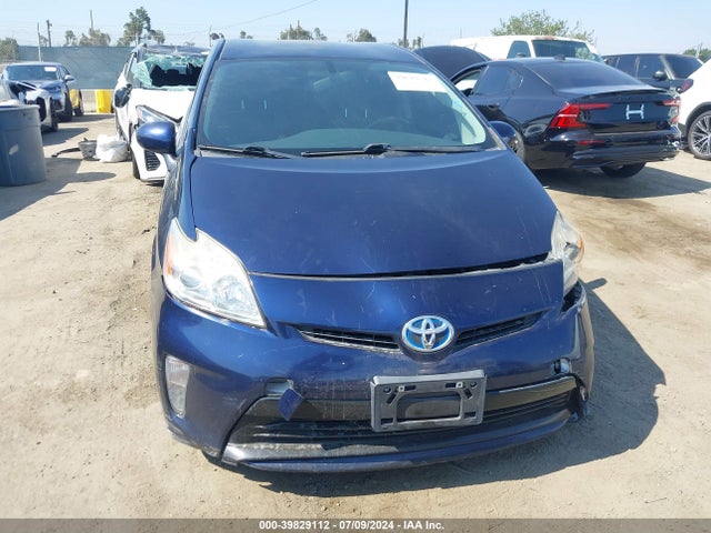 Toyota Prius Three 2014 JTDKN3DU0E0374401 Image 12