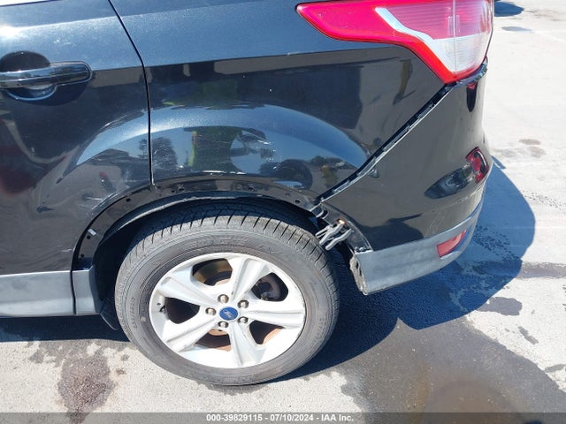 1FMCU0GX9EUD47665 Ford Escape
