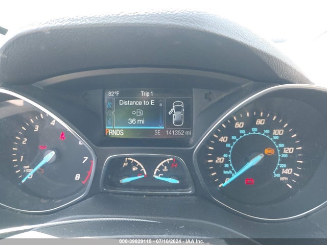 1FMCU0GX9EUD47665 Ford Escape