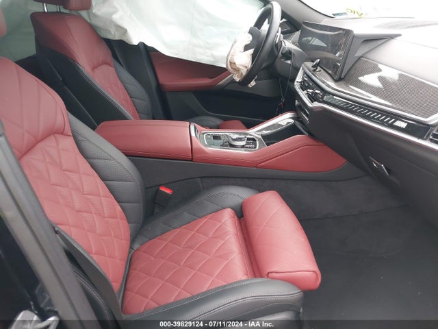 BMW X6 M60i 2024 5UX43EX04R9S80346 Image 5