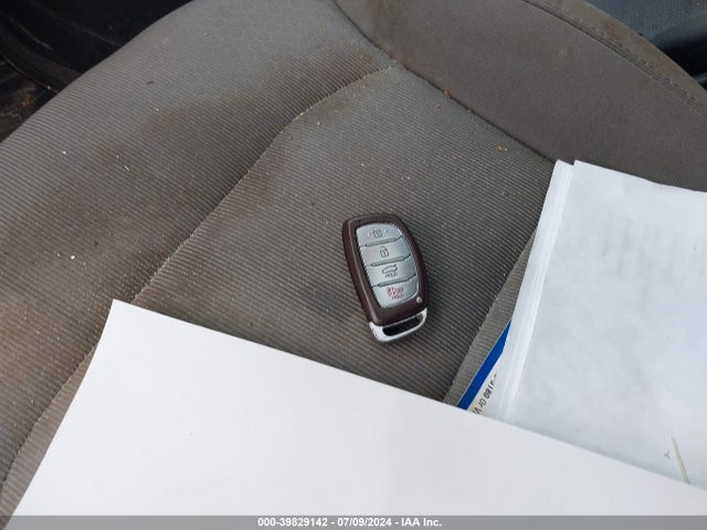 Hyundai Elantra Value Edition 2018 5NPD84LF6JH305637 Image 11
