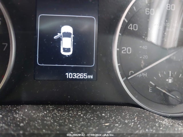 Hyundai Elantra Value Edition 2018 5NPD84LF6JH305637 Image 15