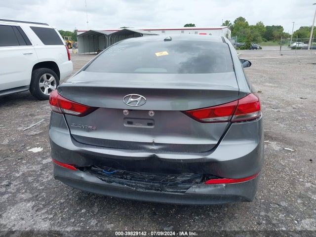 Hyundai Elantra Value Edition 2018 5NPD84LF6JH305637 Image 16