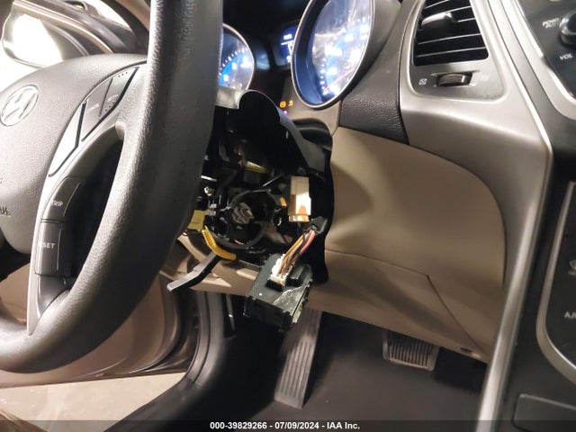 Hyundai ELANTRA SE 2016 5NPDH4AE1GH721307 Image 17