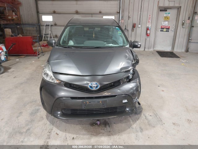 Toyota Prius V Two 2015 JTDZN3EU2FJ029265 Image 12