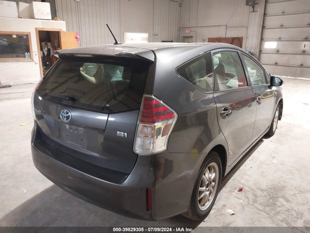 Toyota Prius V Two 2015 JTDZN3EU2FJ029265 Image 4