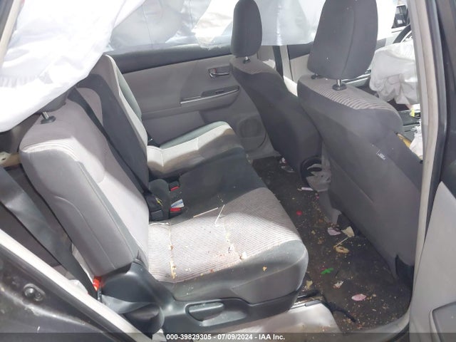 Toyota Prius V Two 2015 JTDZN3EU2FJ029265 Image 8