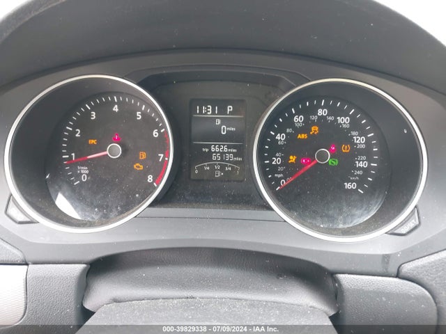 3VWDB7AJ8JM223071 Volkswagen Jetta 1.4t Se/1.4t Wolfsburg Edition