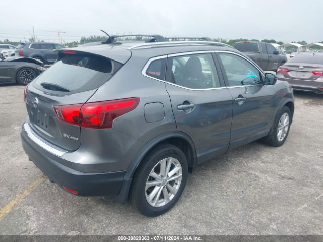 JN1BJ1CRXJW251597 Nissan Rogue Sport Sv