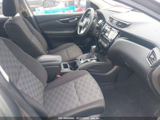 JN1BJ1CRXJW251597 Nissan Rogue Sport Sv