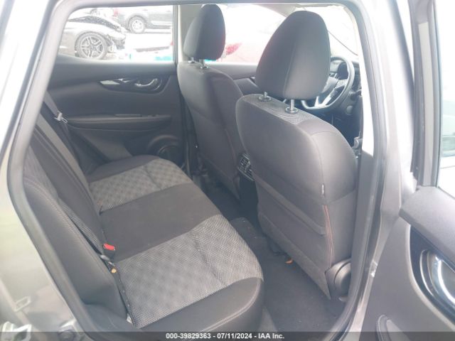 JN1BJ1CRXJW251597 Nissan Rogue Sport Sv