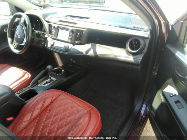 2T3RFREV2GW463150 Toyota Rav4 Xle