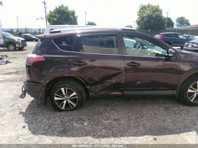 2T3RFREV2GW463150 Toyota Rav4 Xle