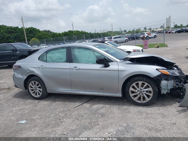 Toyota CAMRY LE 2023 4T1C11AK7PU771876 Image 13