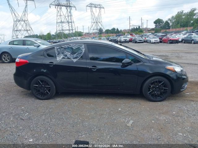 KNAFK4A65F5307042 KIA FORTE LX