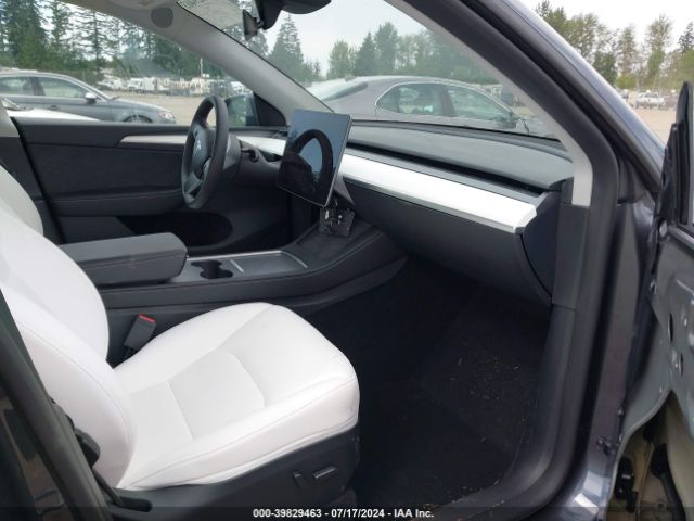 2023 TESLA MODEL Y 7SAYGDEF4PF903186 Photo 4