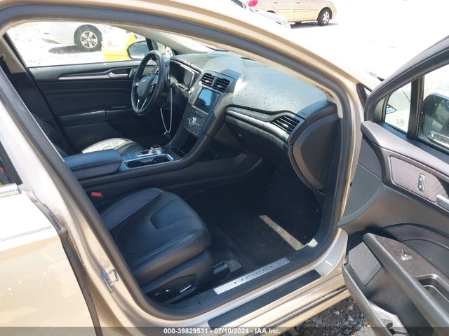 Ford Fusion Titanium 2017 3FA6P0K91HR138035 Image 5