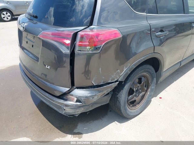 Toyota RAV4 LE 2017 JTMZFREVXHJ700502 Image 17