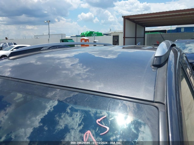 Toyota RAV4 LE 2017 JTMZFREVXHJ700502 Image 18