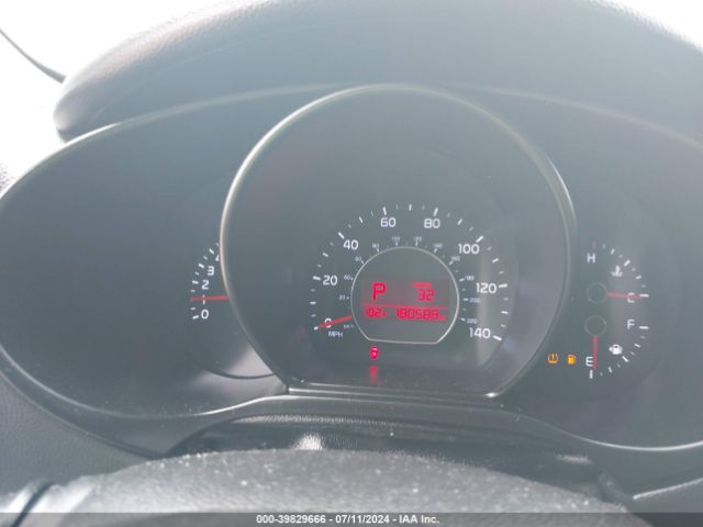 KNDJP3A56G7335566 KIA SOUL +